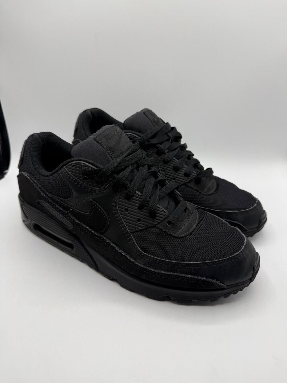 Nike Air Max 90 Triple Black Mens Low Top Sneakers Size 11 CN8490-003